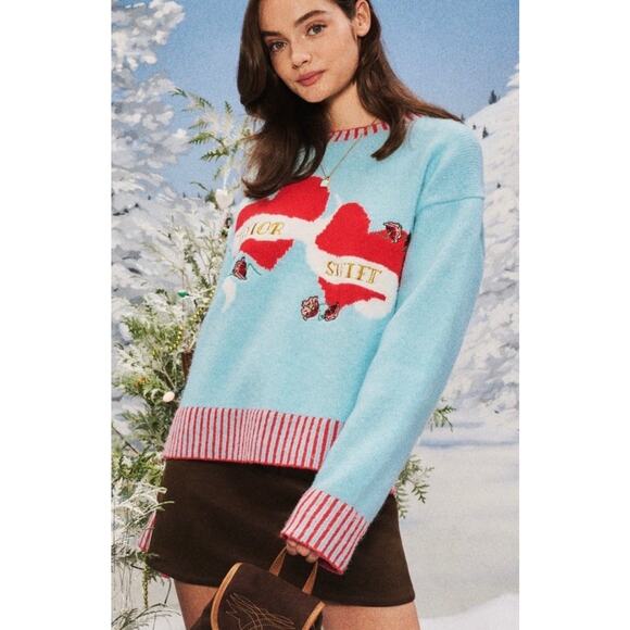 TAYLOR SWIFT ALBUM HEART SWEATER - Picture 2 of 9